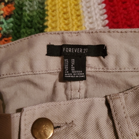 High waisted shorts - Picture 3 of 3